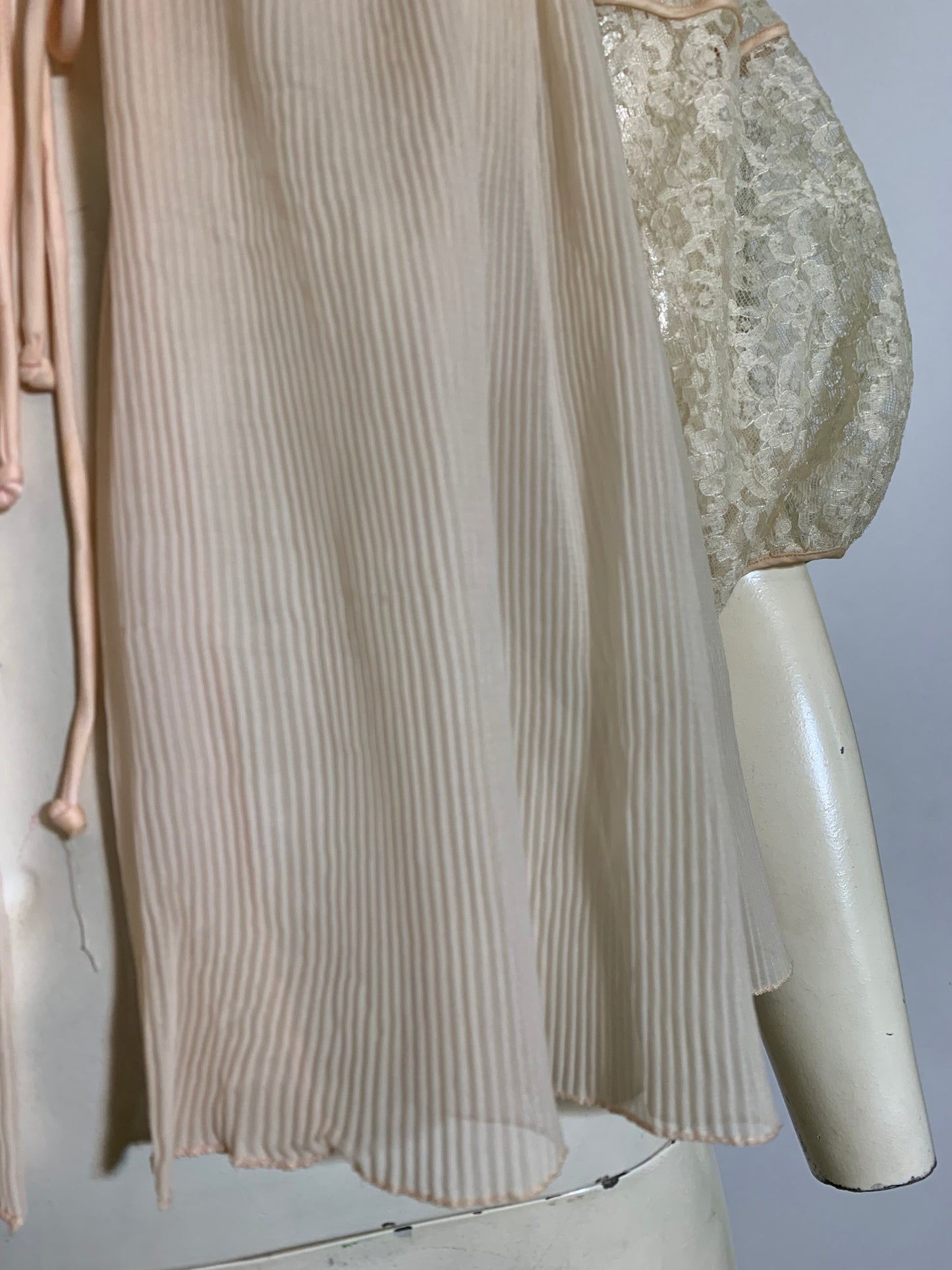 Sheer Peach Pleated Puff Sleeve Bed Jacket circa 1960s