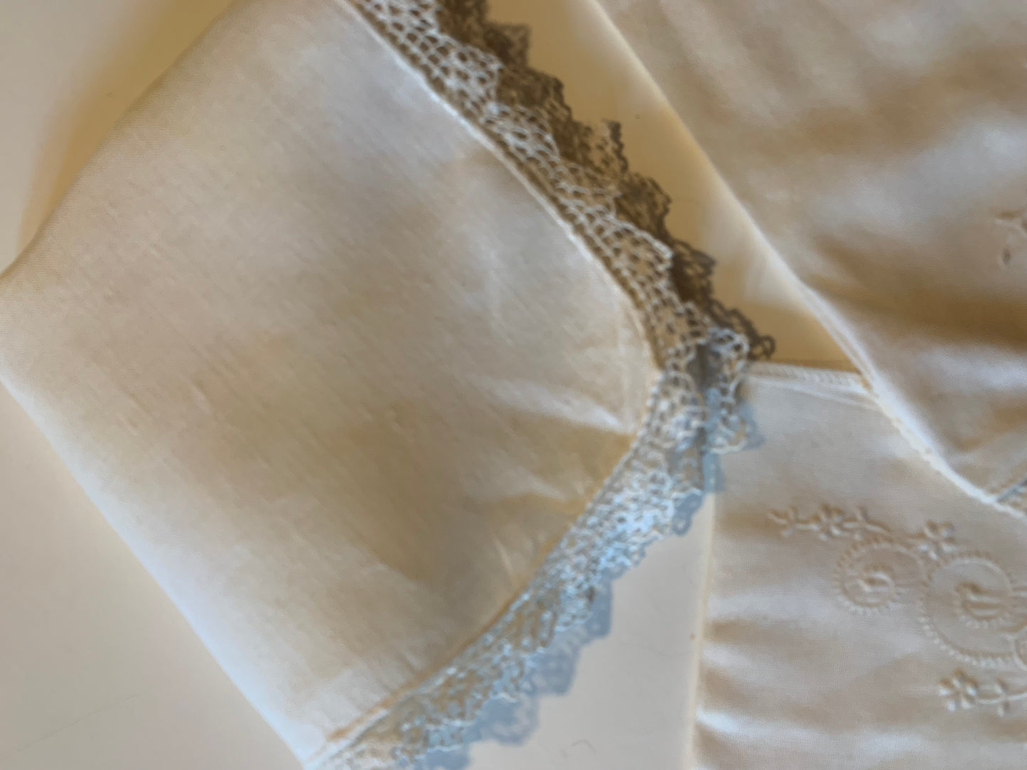 2 Pale Ivory Cotton Handkerchiefs with Lace or Tatting circa 1950s
