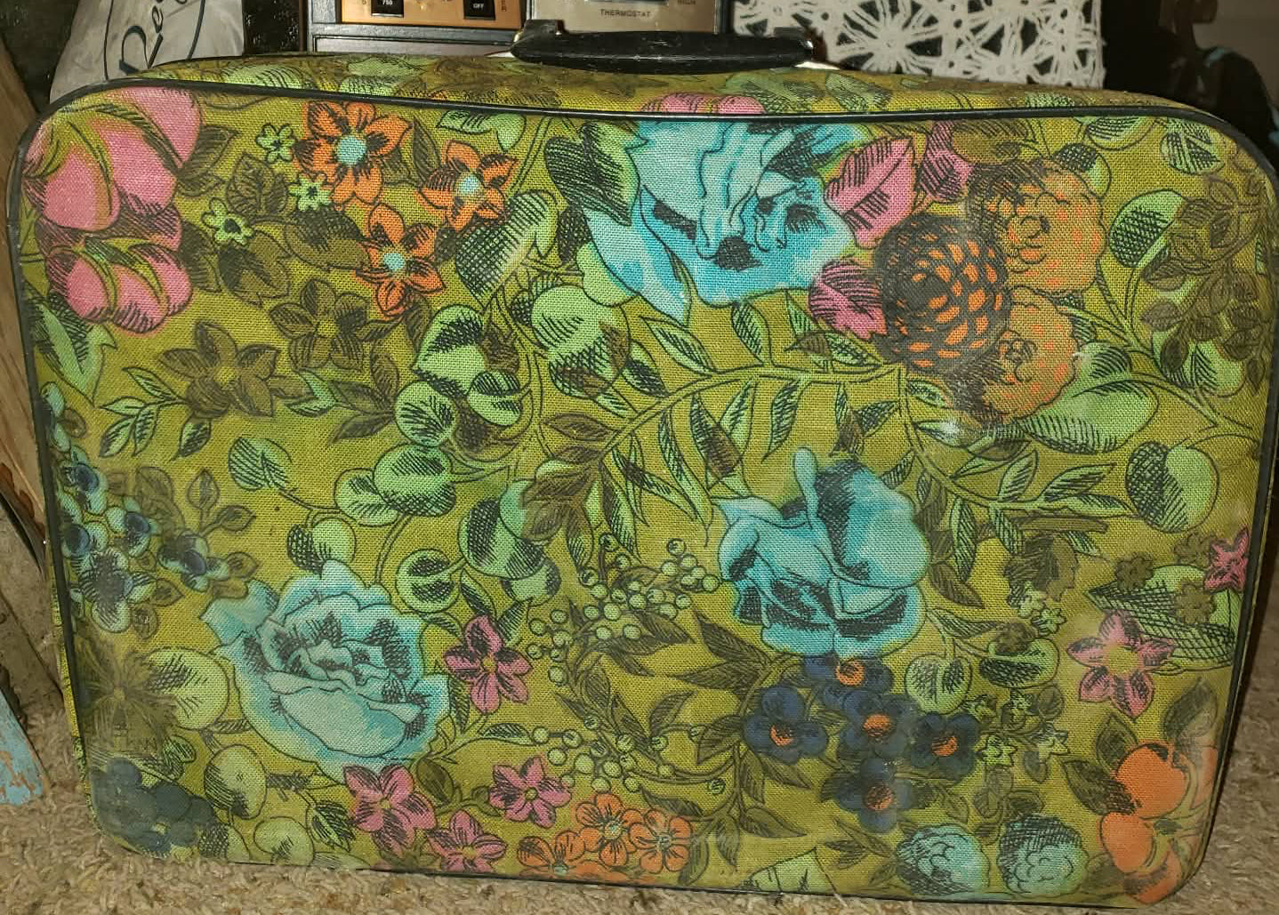 Blue Rose Print Avocado Green Floral Design Suitcase circa 1970s