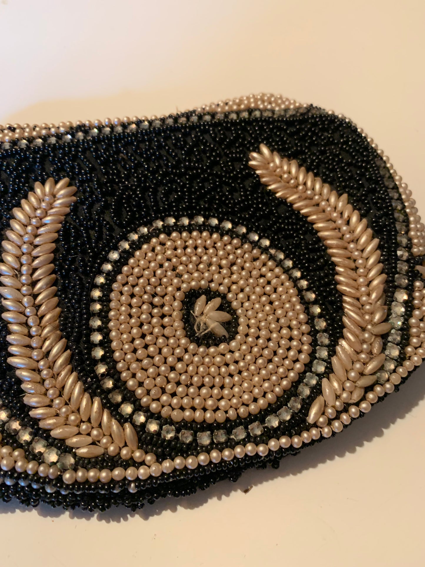 Laurel Wreath Design Beaded Evening Bag circa 1930s