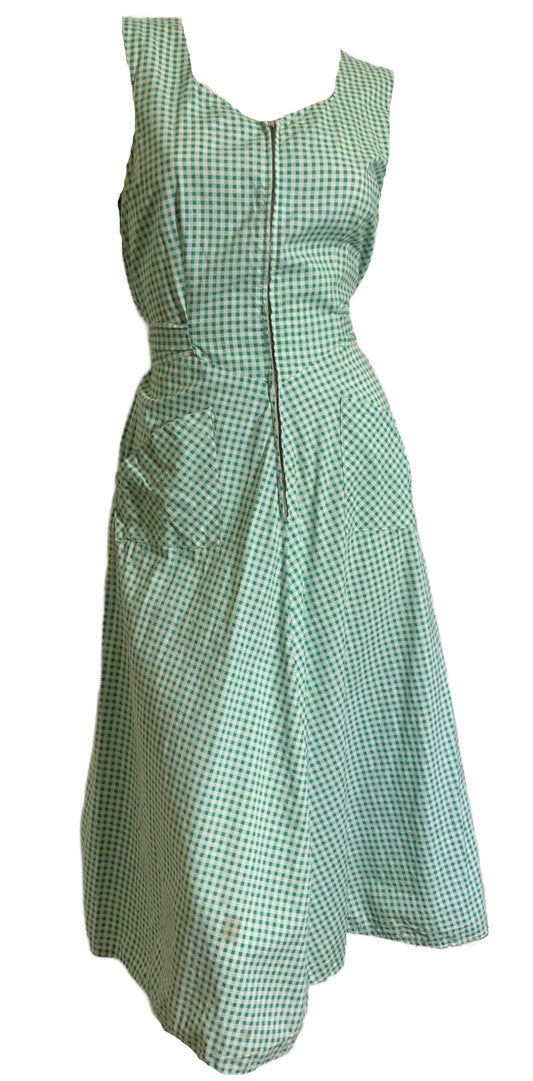 Grassy Green Gingham Cotton Day Dress with Zip Front circa 1940s