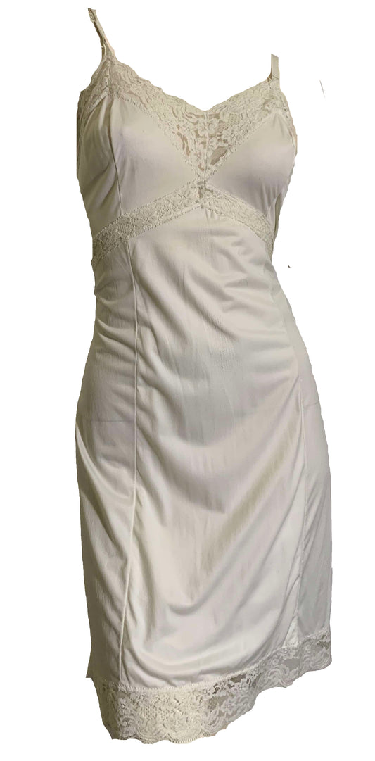 White Nylon Mini Length Full Slip with Lace Trim circa 1960s 36