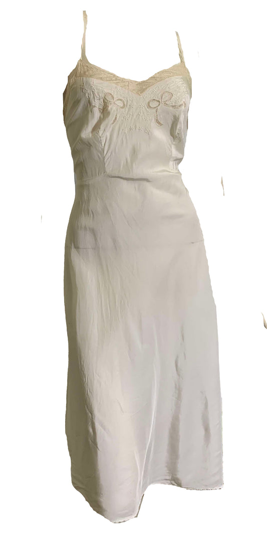 White Embroidered Rayon Lace Trimmed Full Slip circa 1940s 32