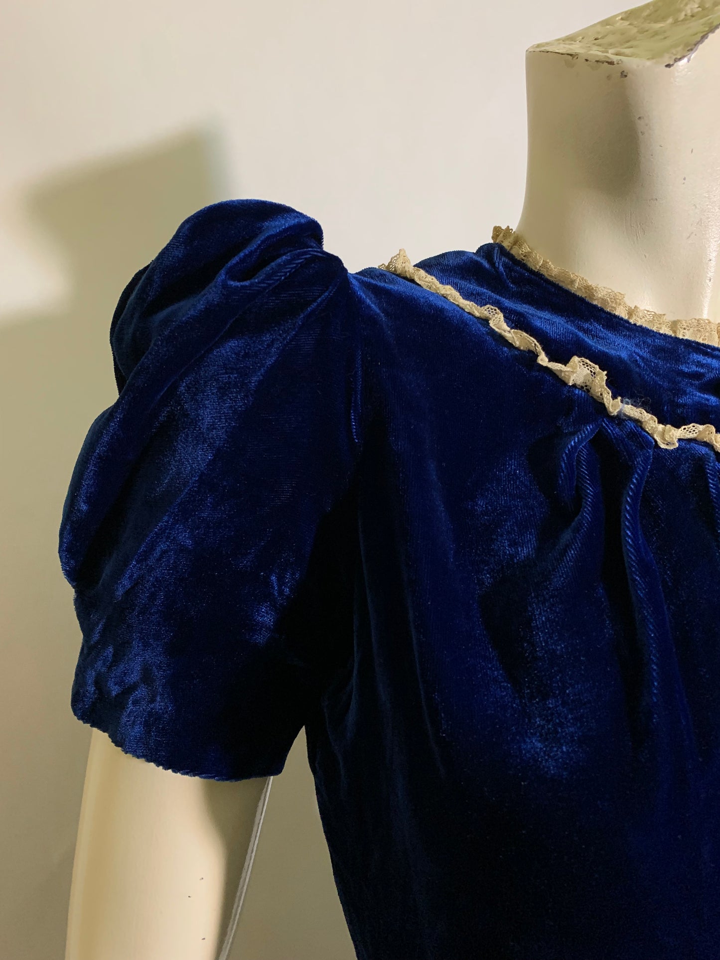 Sapphire Blue Silk Velvet Puff Sleeve Dress Glass Button & Lace Accents circa 1930s XS