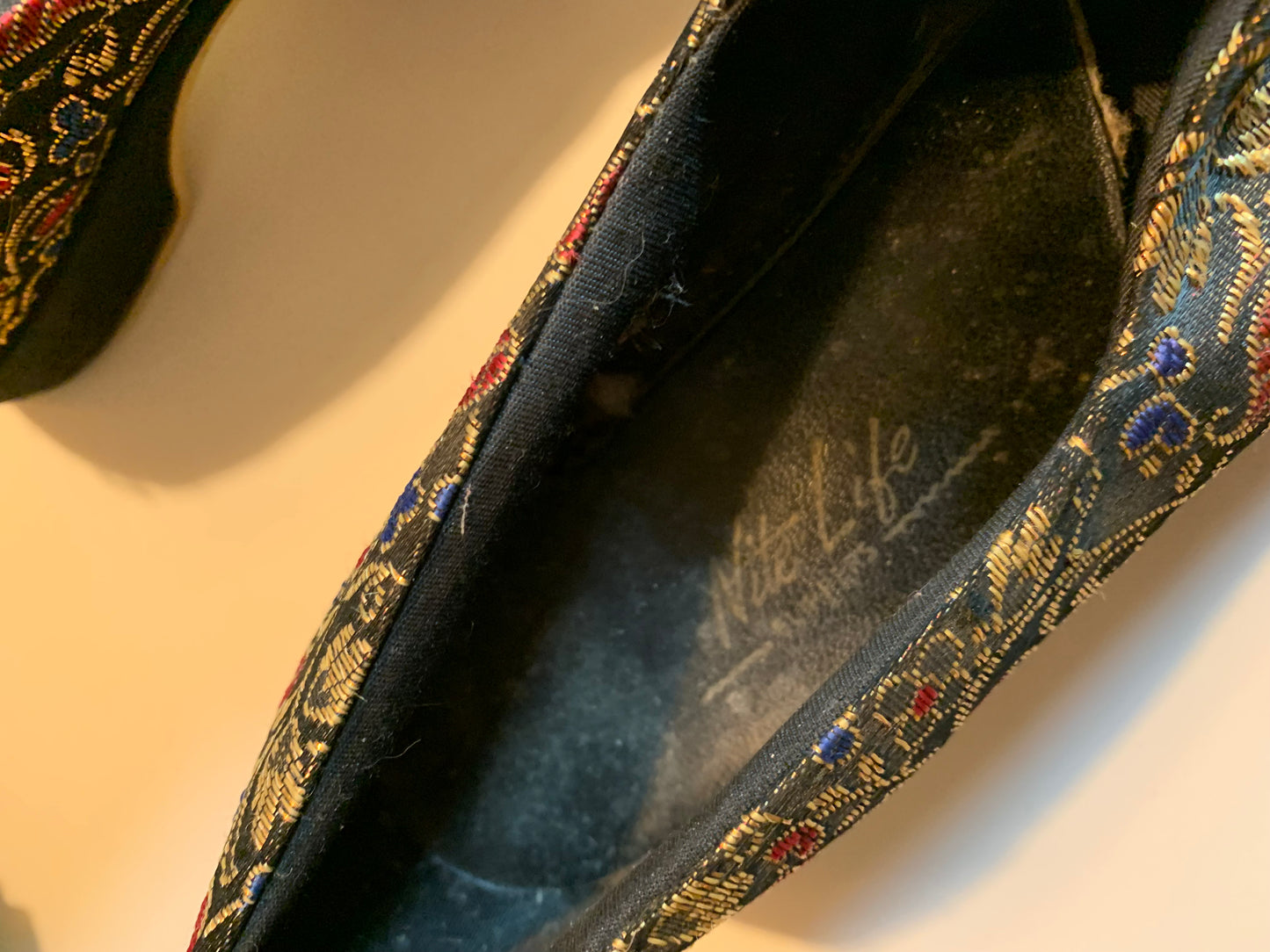 Black Low Heel Peeptoe Metallic Boudoir Slippers Shoes circa 1940s 6.5