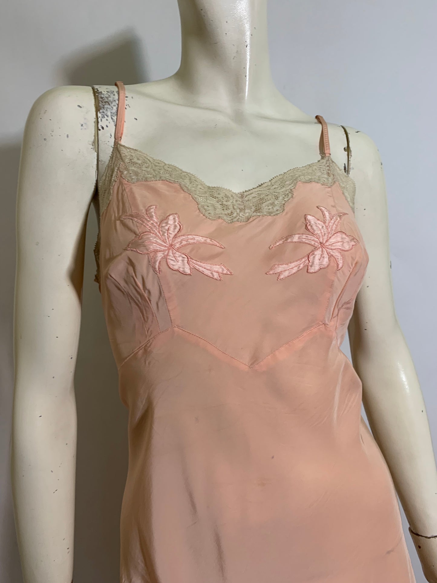 Peach Embroidered & Lace Trimmed Full Slip circa 1940s