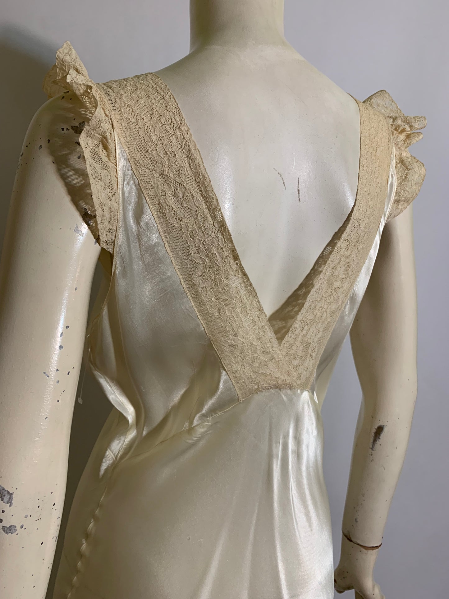 Luscious Ivory Bias Cut Satin Nightgown with Lace Ruffles circa 1940s S/M