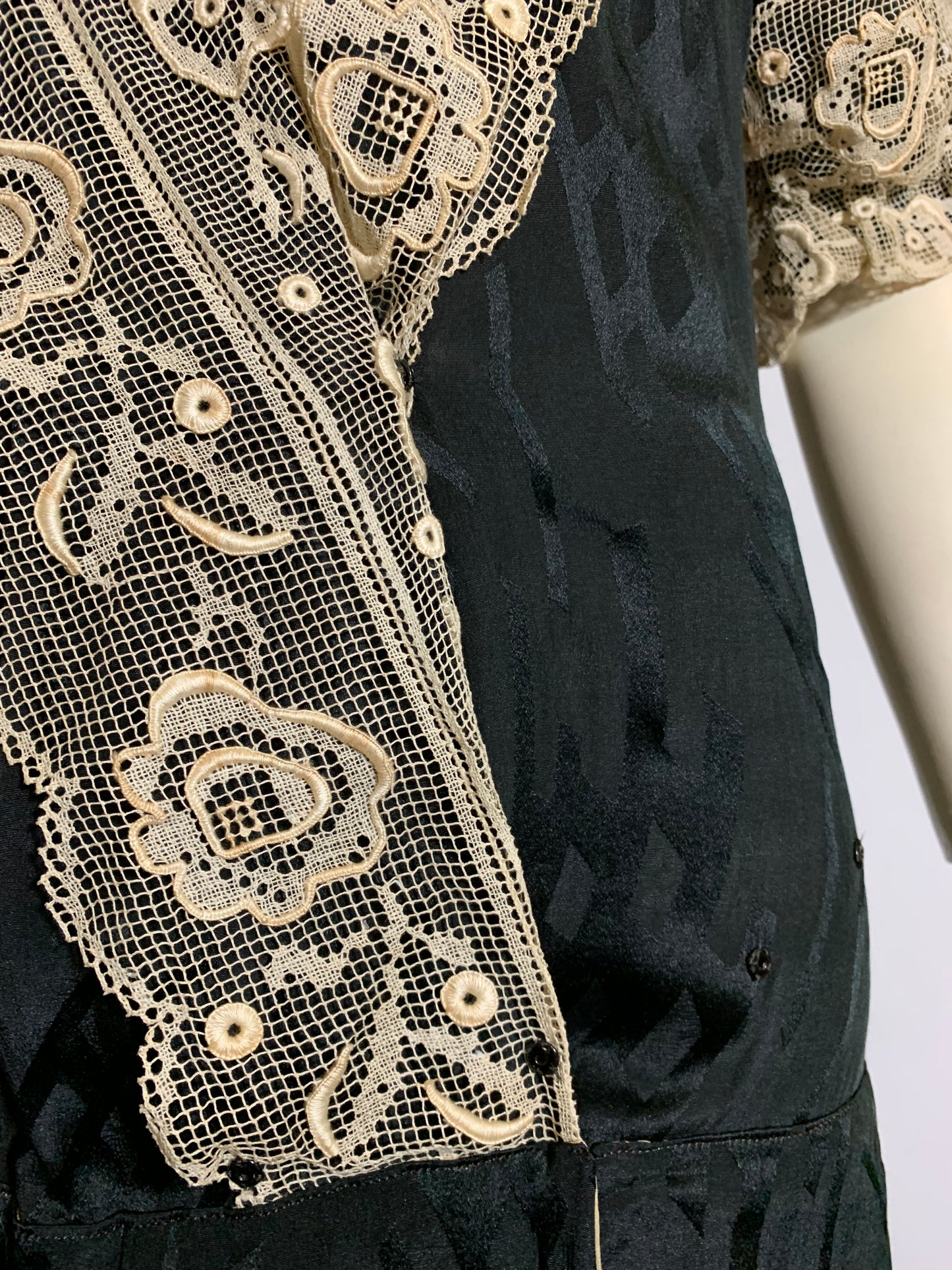 Black Silk Dropped Waist Dress with Wide Lace Trim circa 1920s