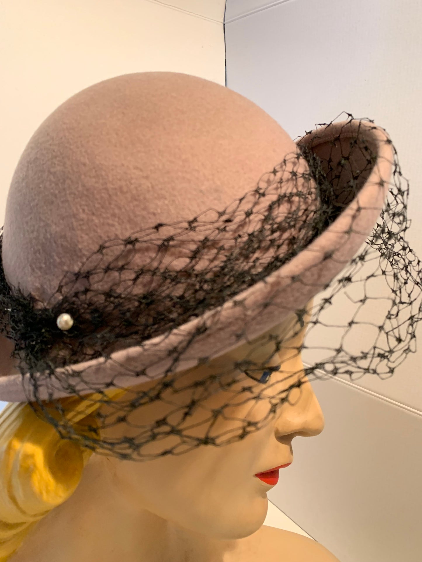 Rose Tan Angled Asymmetrical Fedora Hat with Veil circa 1940s