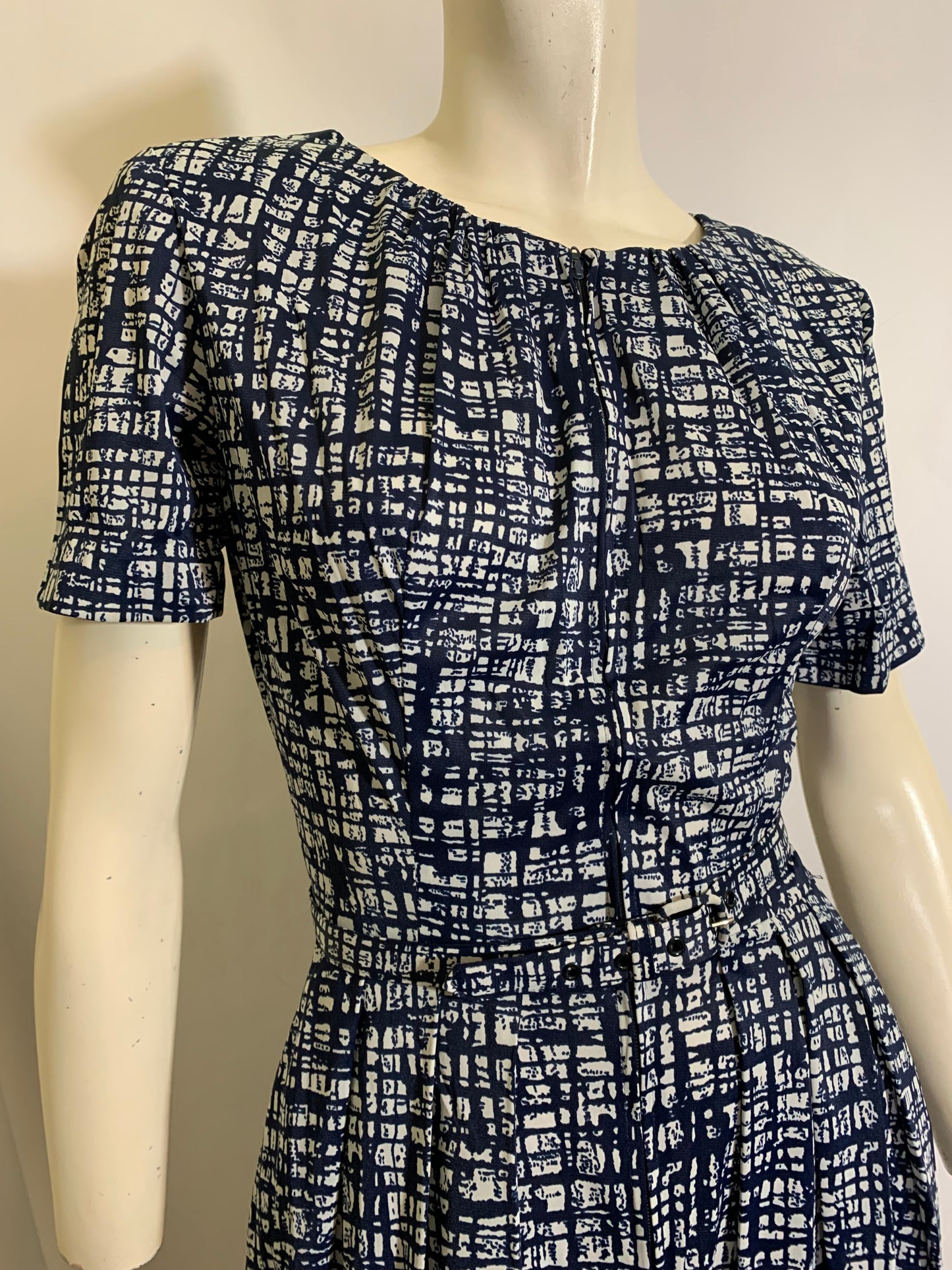 Blue and White Abstract Sketchwork Print Jersey Nylon Dress and Jacket circa 1960s