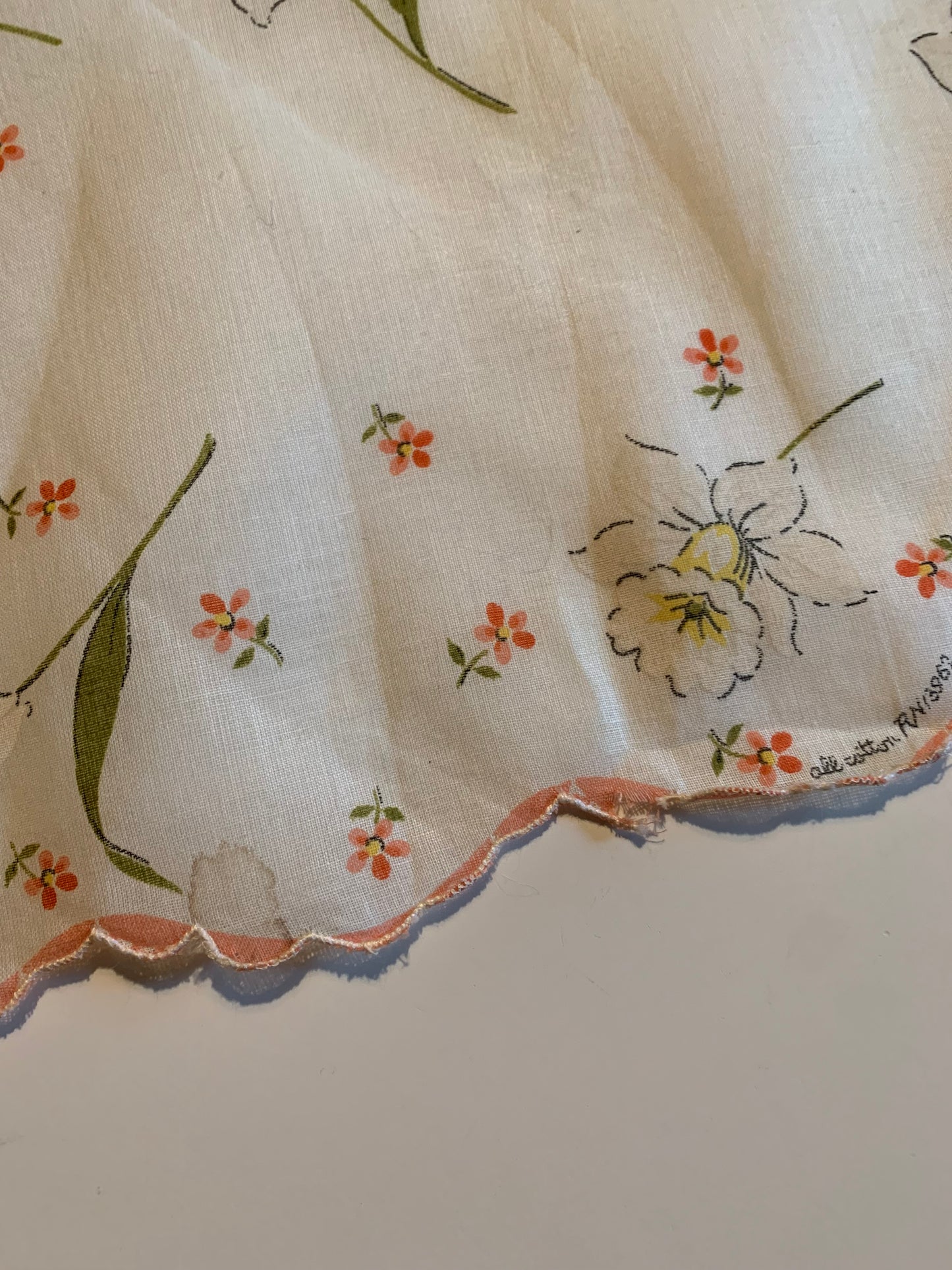 Daffodil Floral Print Handkerchief circa 1950s
