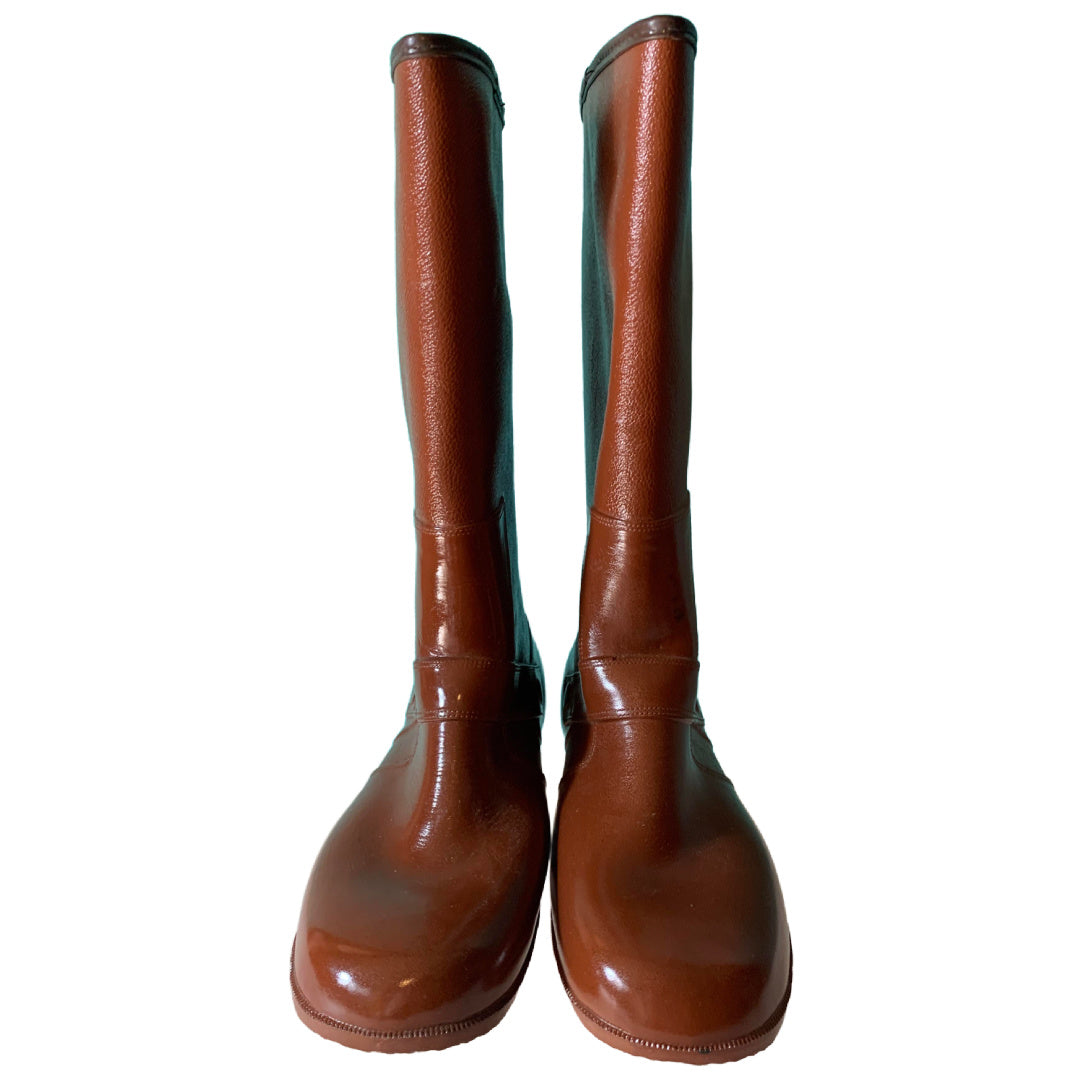 Glossy Cinnamon Brown Rubber Rain Boots circa 1970s US 6