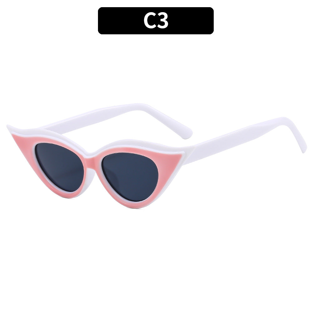Winged- the Curved Cat Eye 2-Tone Sunglasses 6 Colors