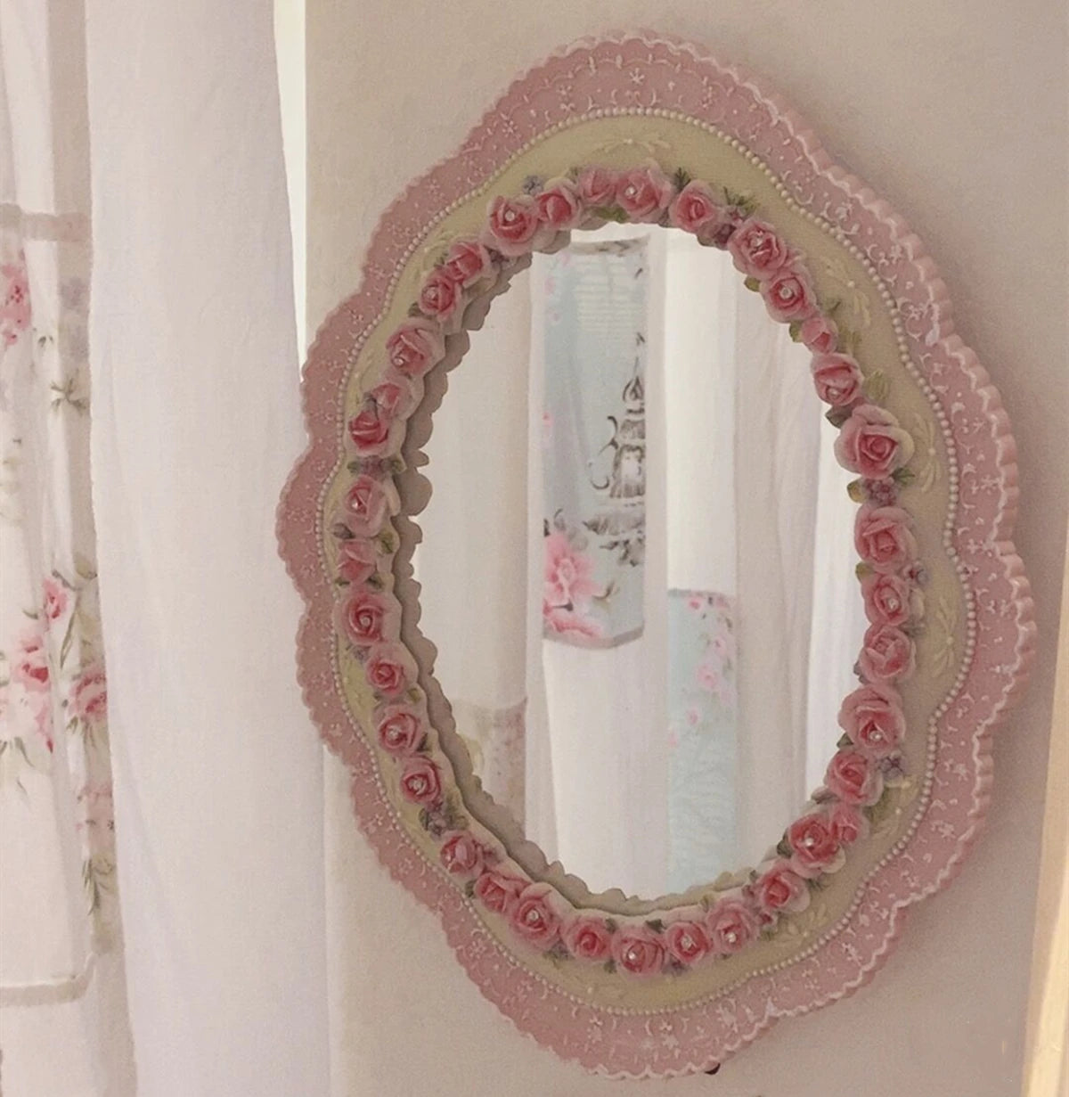 Garland- the Pink Rose Trimmed Resin Mirror