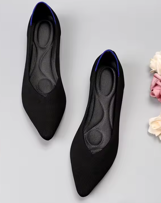 Laura- the Classic 1960s Style Modern Fabric Flats 7 Colors