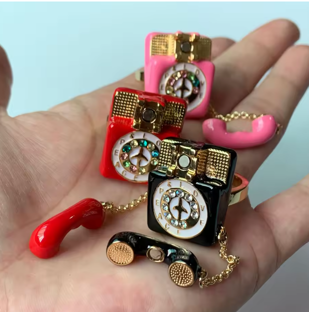 Philomena- the Telephone Ring 7 Colors