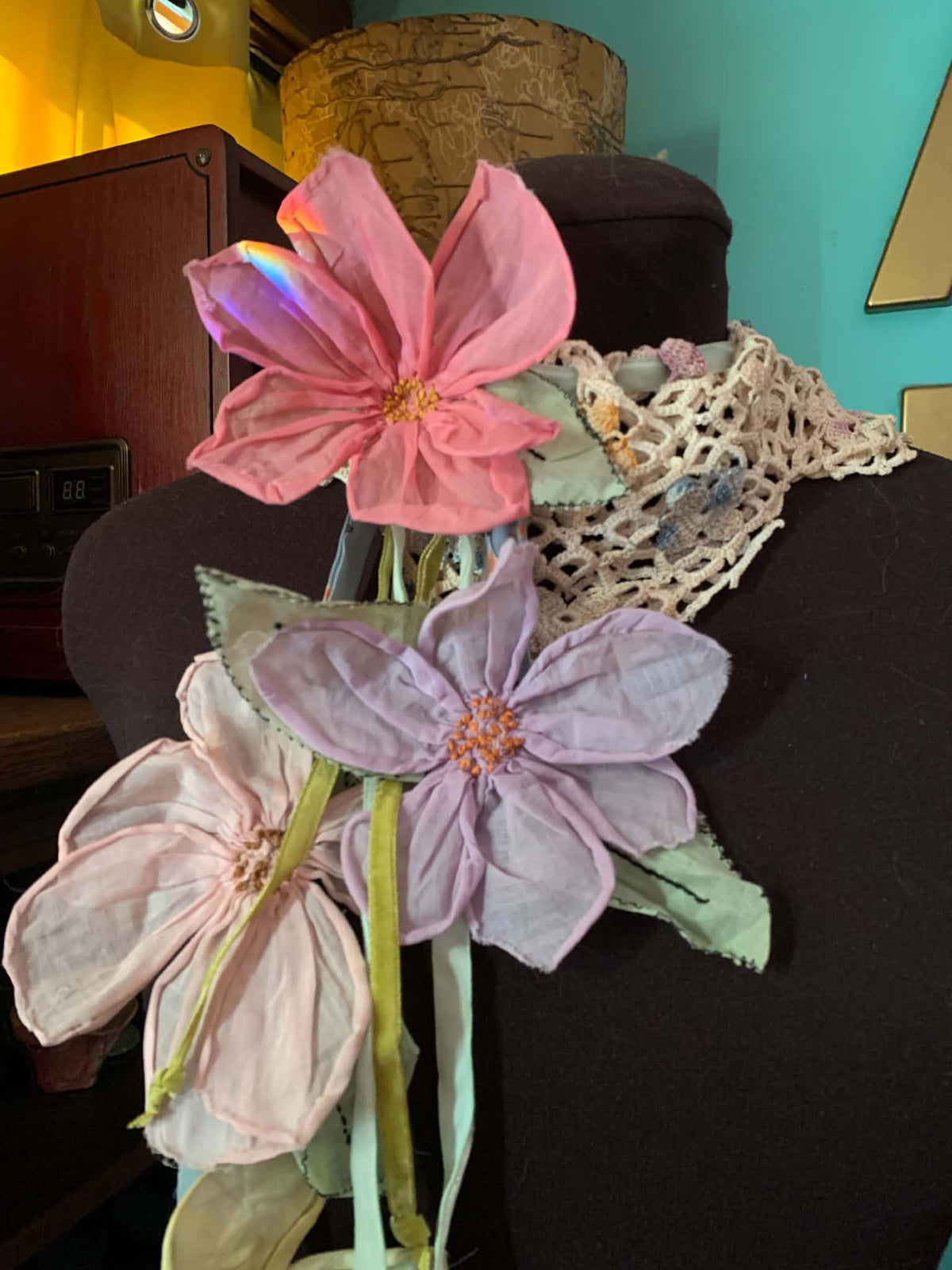 Peris- the Pastel 1920s Flowers and Antique Lace Neckpiece