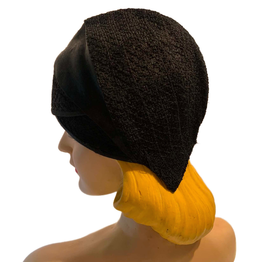 Black Art Deco Silk and Sisal Cloche Hat circa 1920s