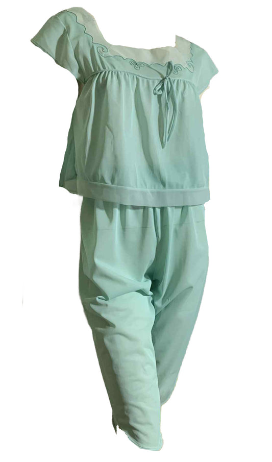 Minty Green Nylon 2 Pc Pajama Set Capri Pants Blouson Top circa 1960s