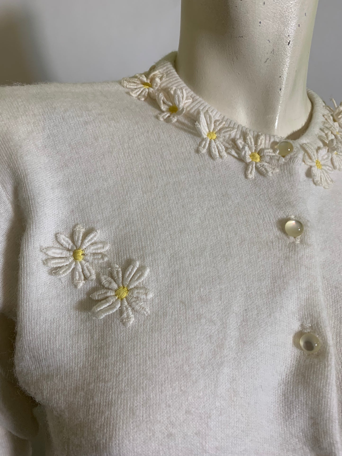 Daisy Chain Applique Trimmed White Orlon Cardigan Sweater circa 1950s