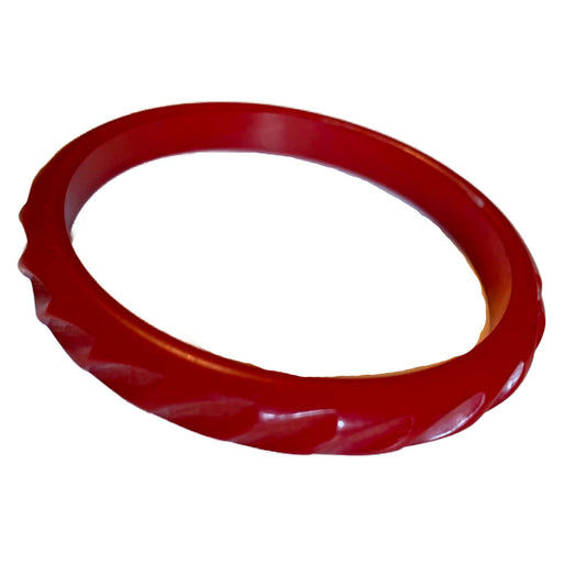 Rasberry Red Carved Bakelite Bangle Bracelet circa 1940s