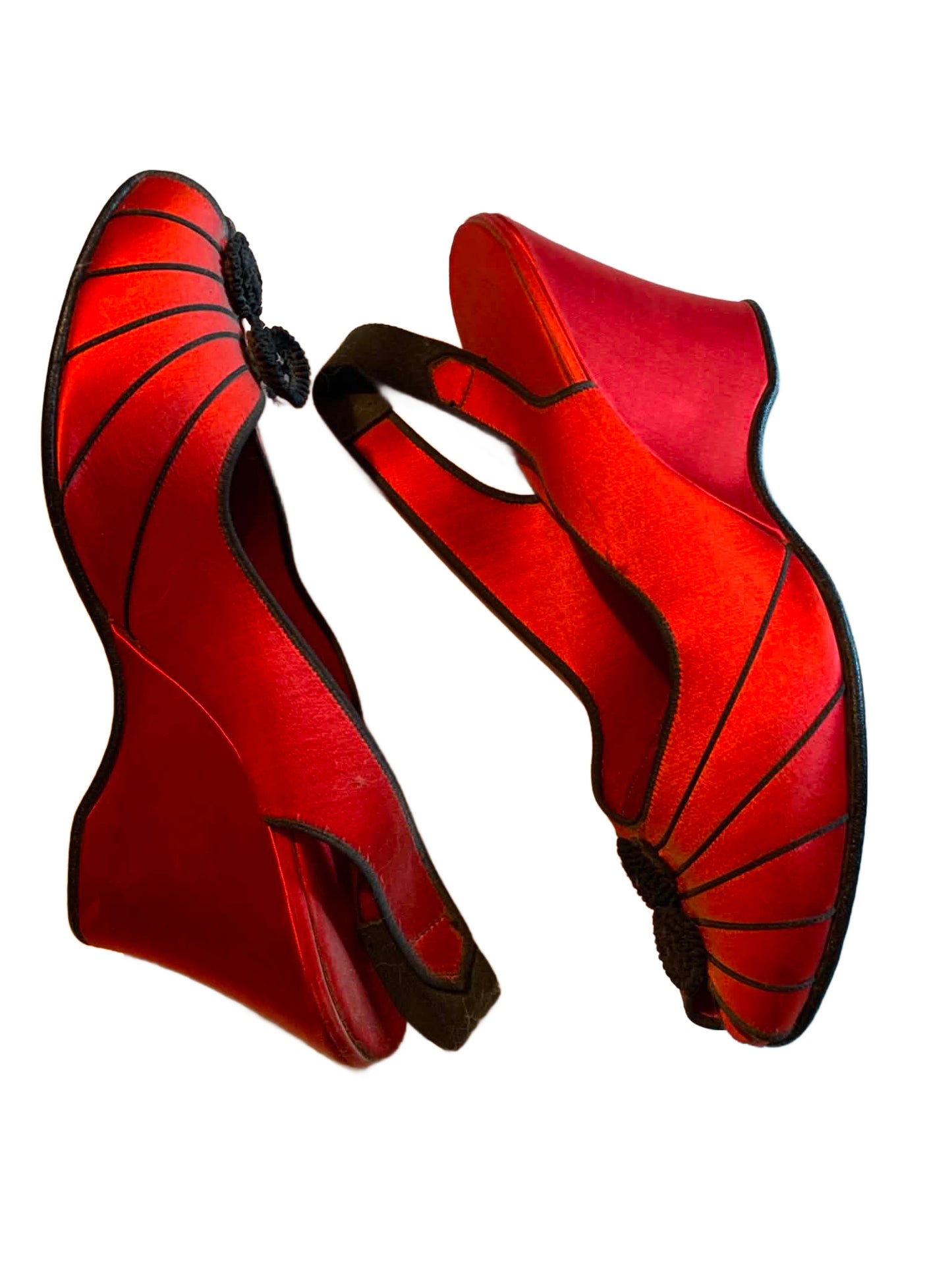 Rare Red and Black Satin Art Deco Peep Toe Boudoir Slippers Shoes circa 1940s 7