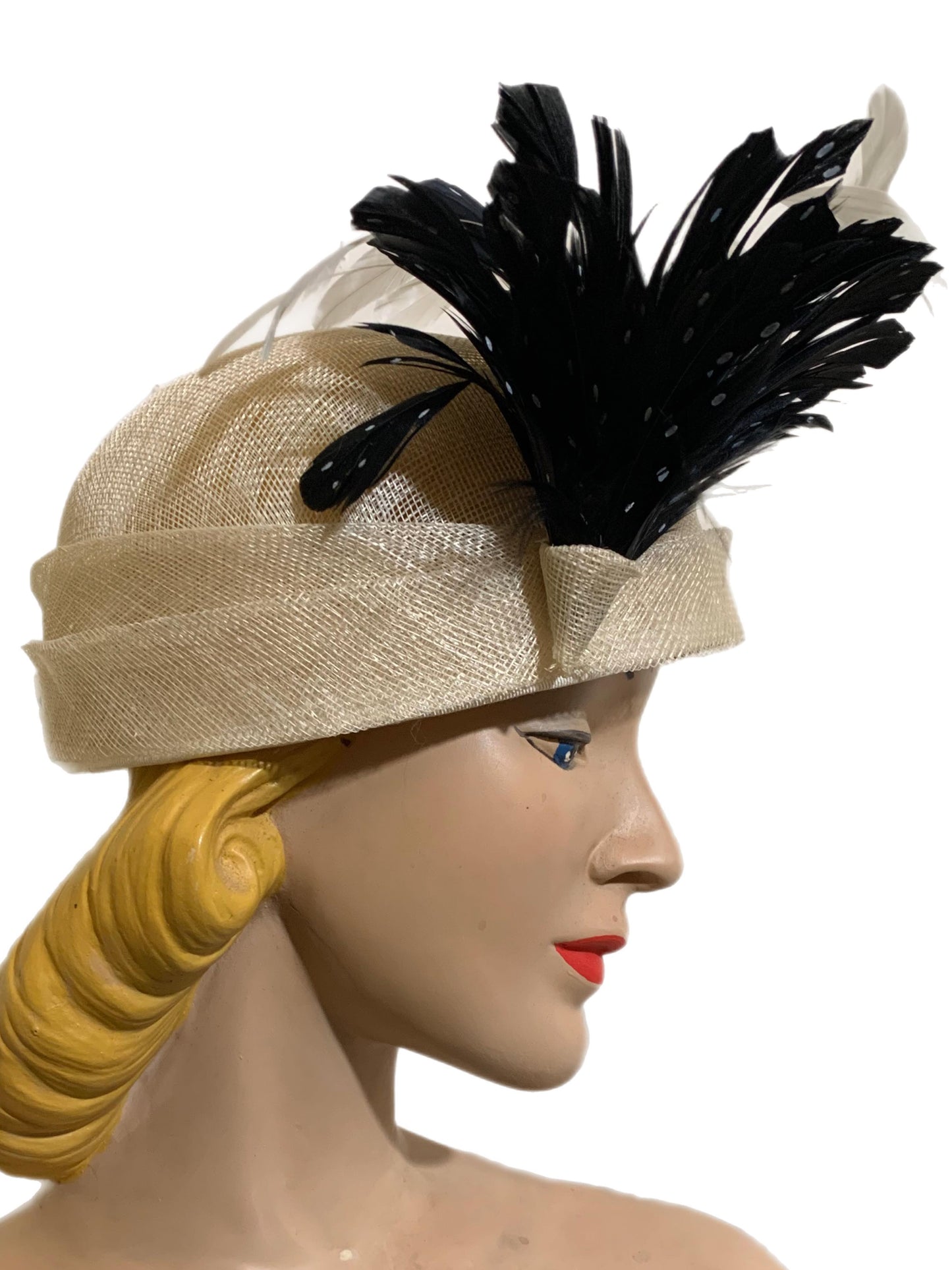 Modern Does 1920s Sisal Hat with Feather Plume