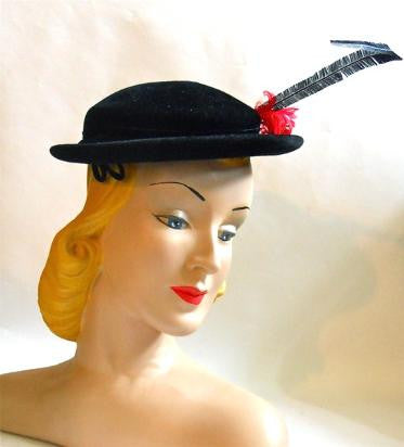 Dramatic Spike Feather Trimmed Black Mini Hat circa 1950s