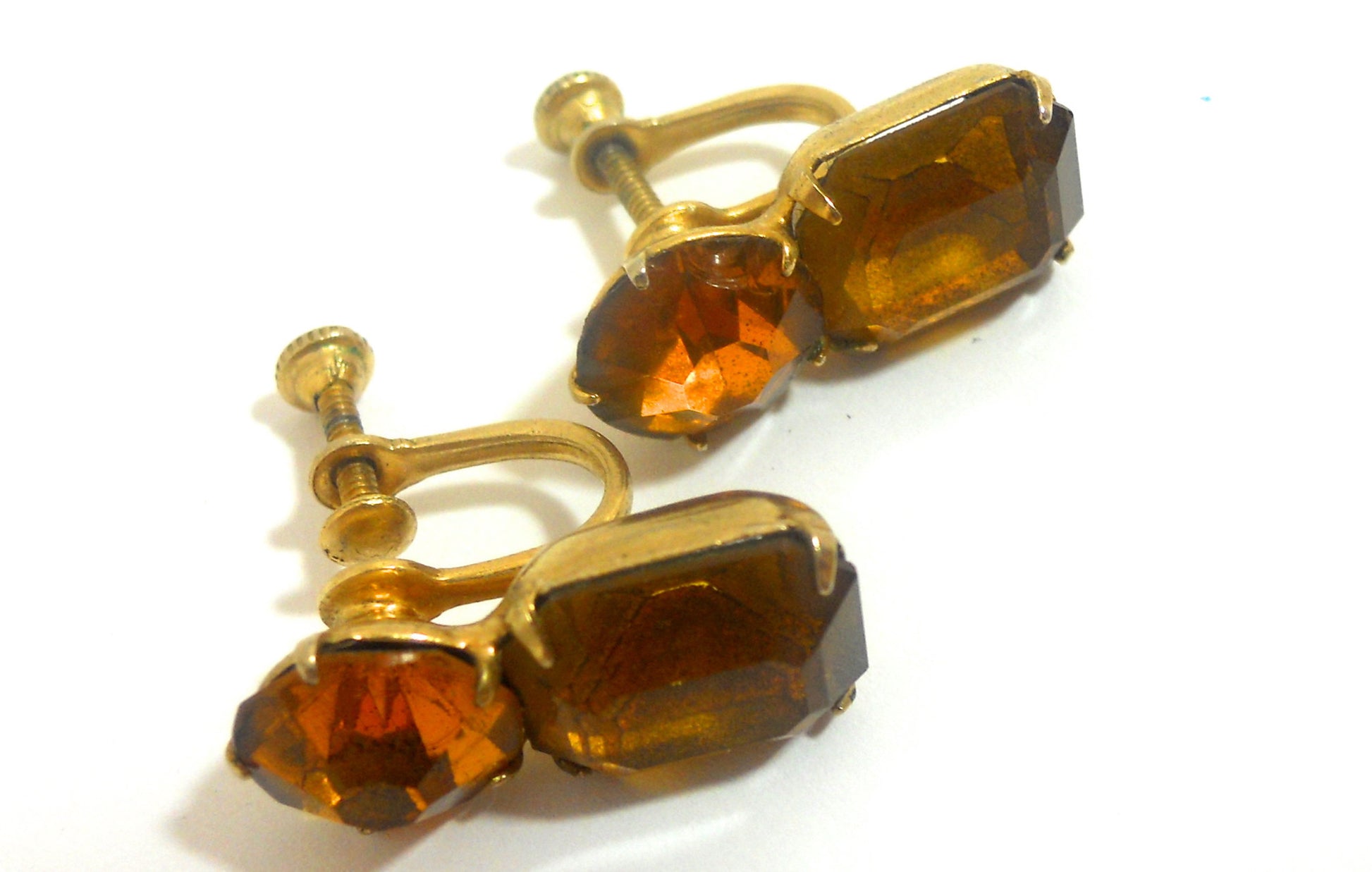 Amber Colored Rhinestone Screwback 1950s Clip Earrings