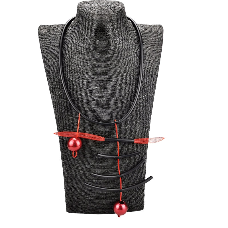Calder- the Fishbone Mobile Necklace