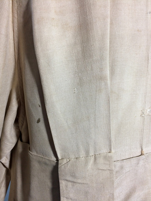 Ivory Linen Button Trimmed Car Coat circa Early 1900s