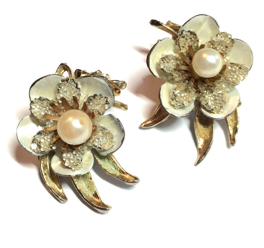 Ivory Metal Enameled Flower Earrings w/ Glitter and Faux Pearls circa 1960s
