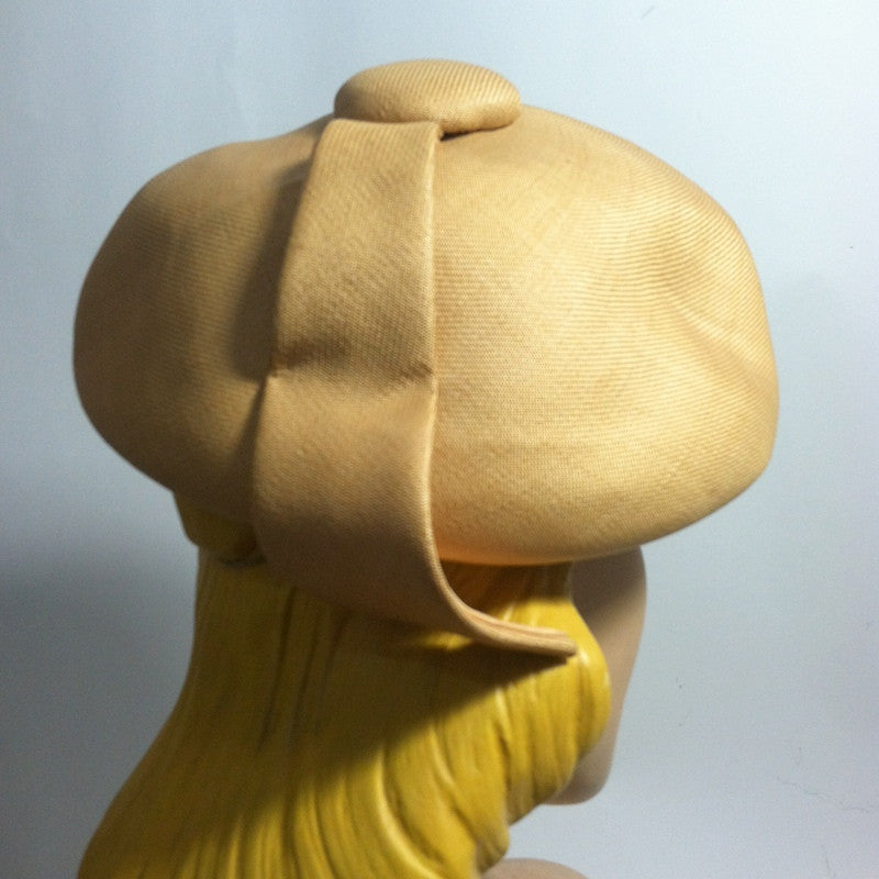 Sculpted Natural Sisal Mod Bubble Hat with Wrapped Petal circa 1960s