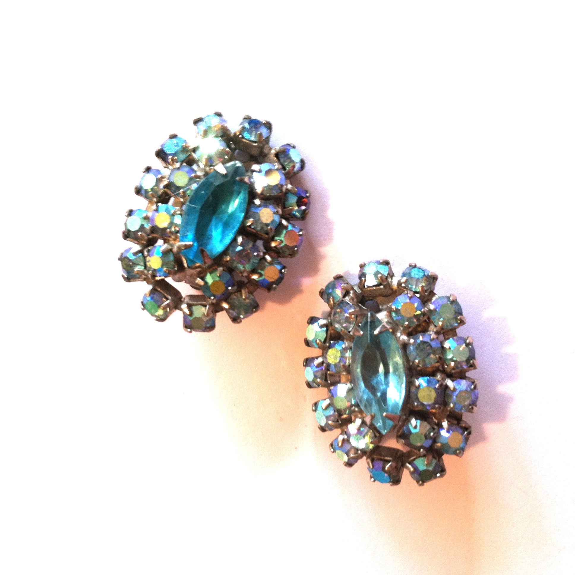 Bright Sparkling Aqua Aurora Borealis Rhinestone Clip Earrings circa 1960s Dorothea's Closet Vintage Jewelry