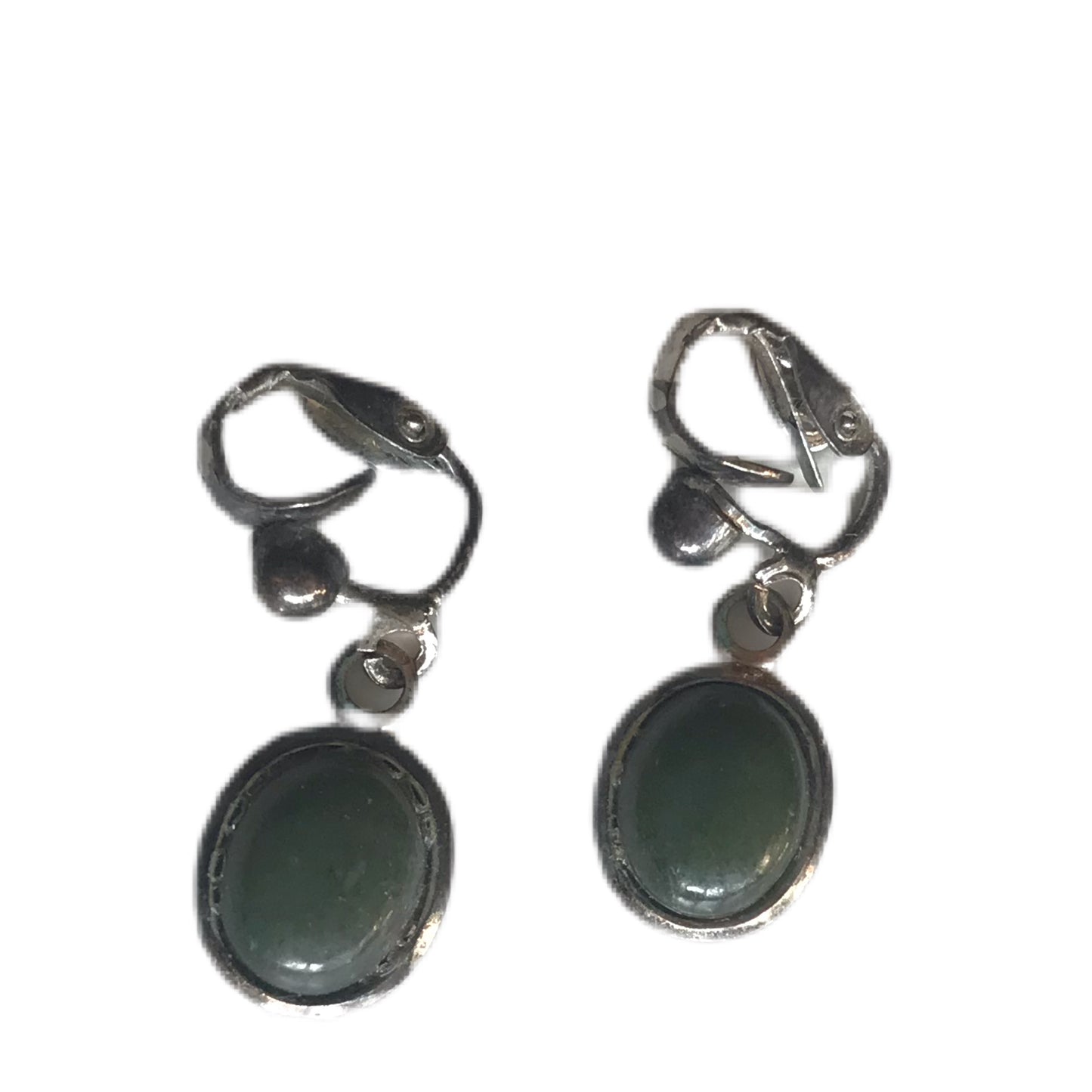 Dangling Green Stone Mexican Silver Screw Back Clip Earrings circa 1940s