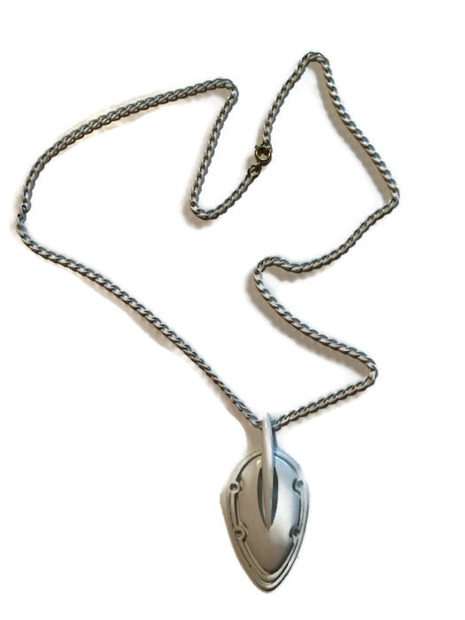 White Enameled Chain Necklace with Oblong Pendant circa 1970s