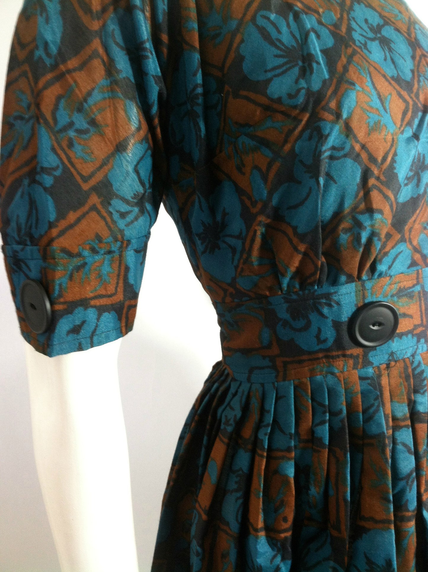 Turquoise and Cocoa Floral Print 1960s Dress w/ Button detail