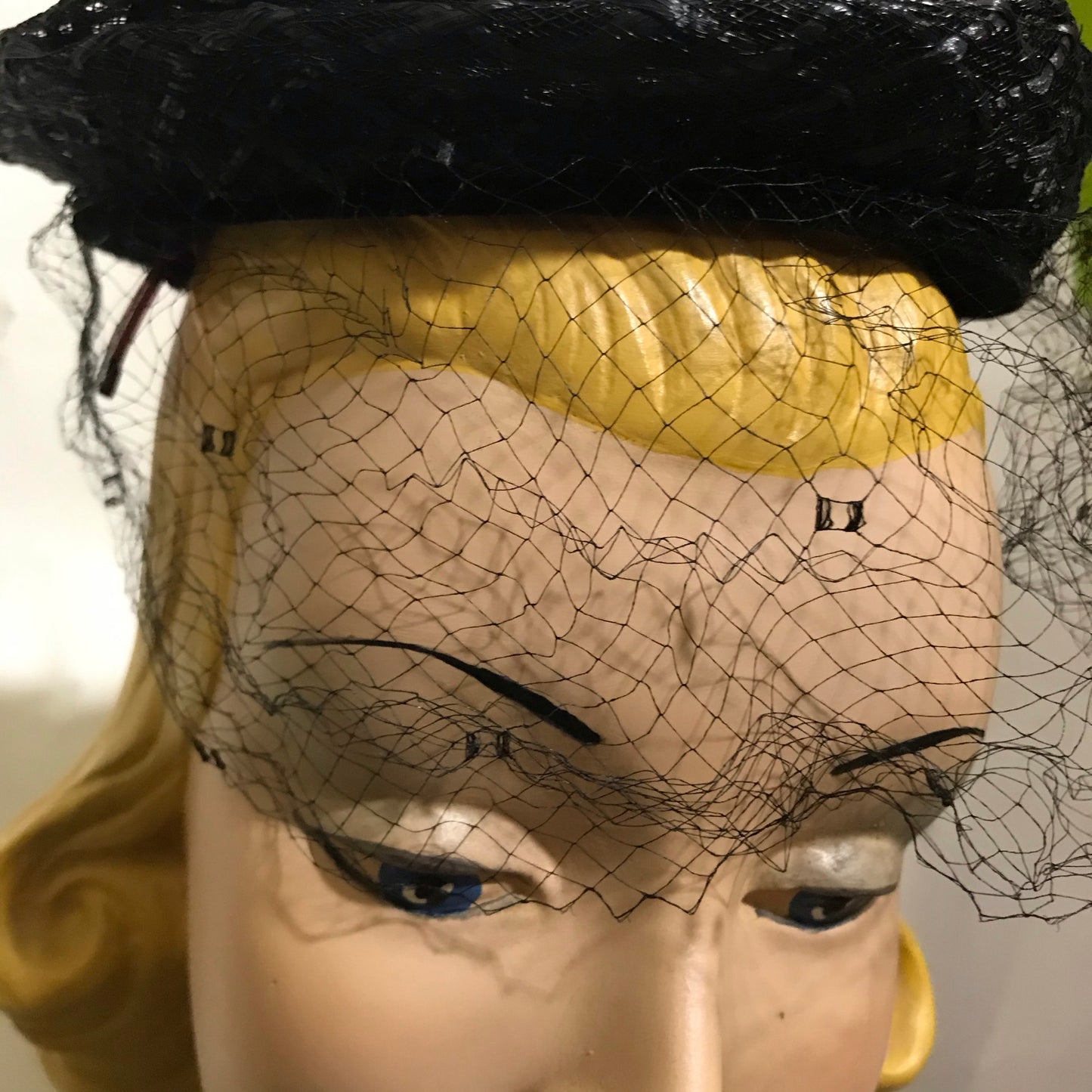 Swirled Black Horsehair Braid Veiled Hat circa 1960s