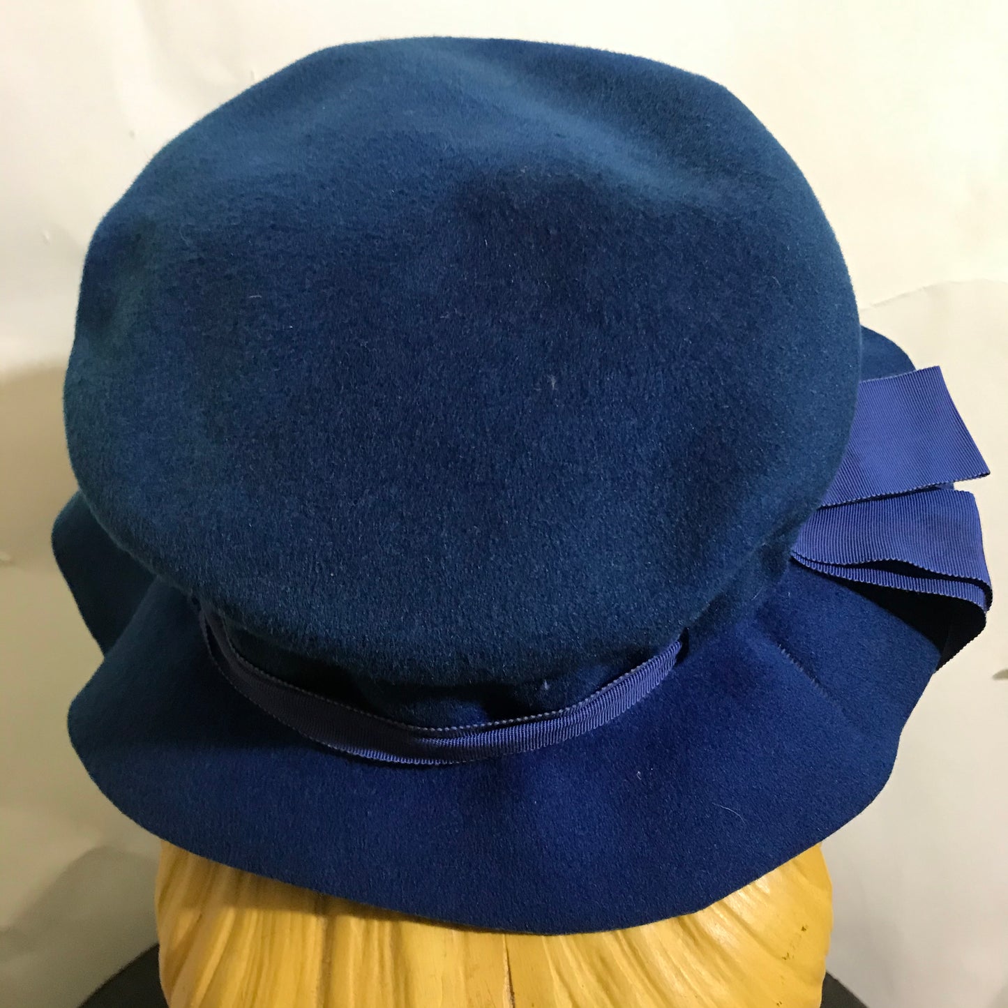 Bright Blue Felted Hat Ruffled Brim circa 1940s