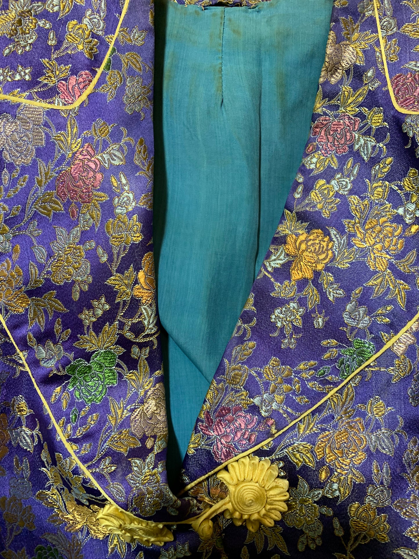 Asian Blue and Yellow Floral Embroidered Silk Puffed Sleeve Jacket circa 1930s