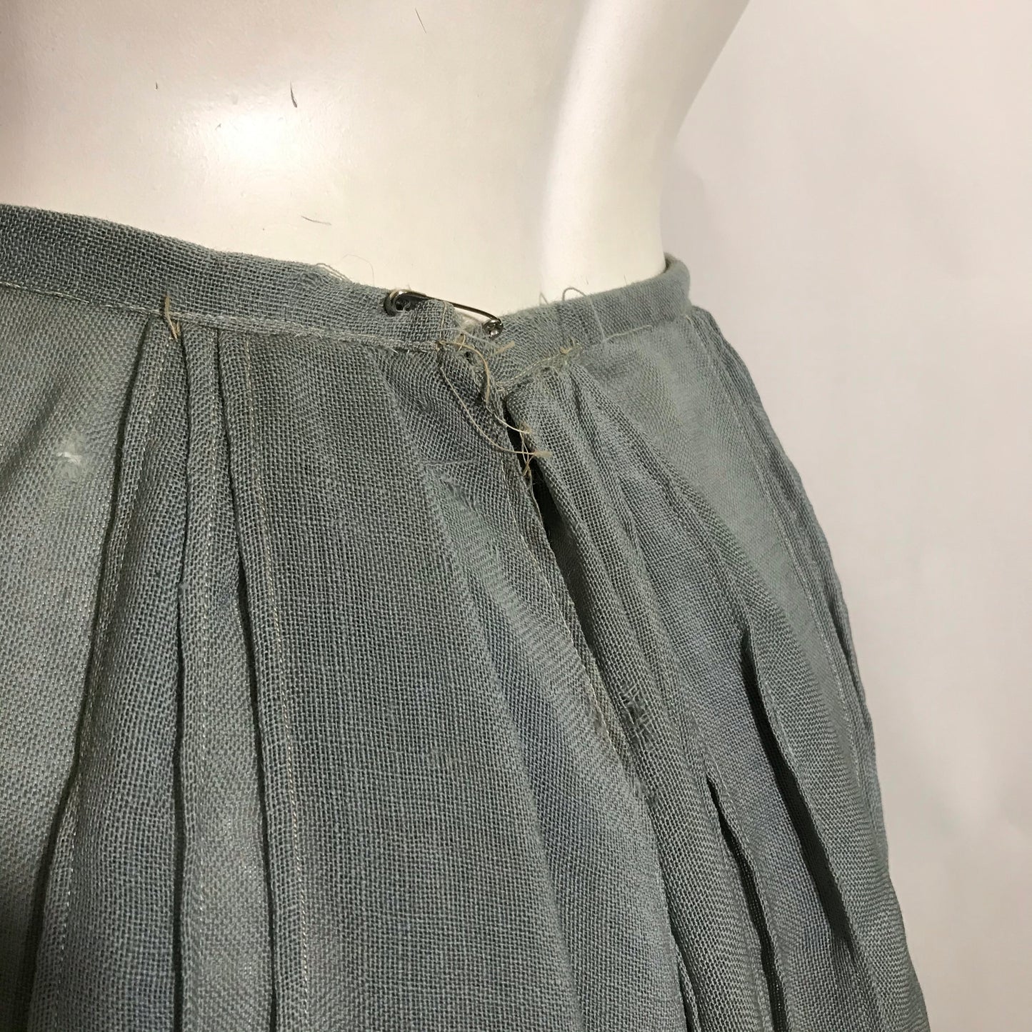 Grey Blue Woven Wool Full Skirt with Lace Appliques circa 1890s