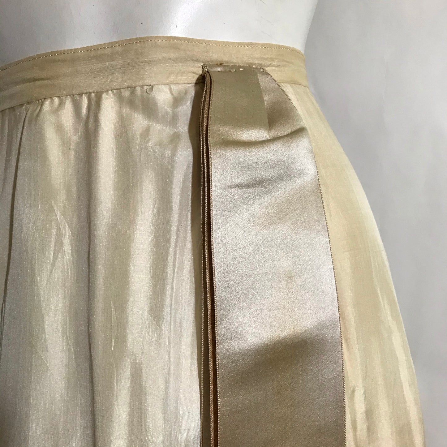 Ivory Silk Ruffled Hem Full Length Skirt with Pale Grey Wide Ribbon Trim circa 1890s