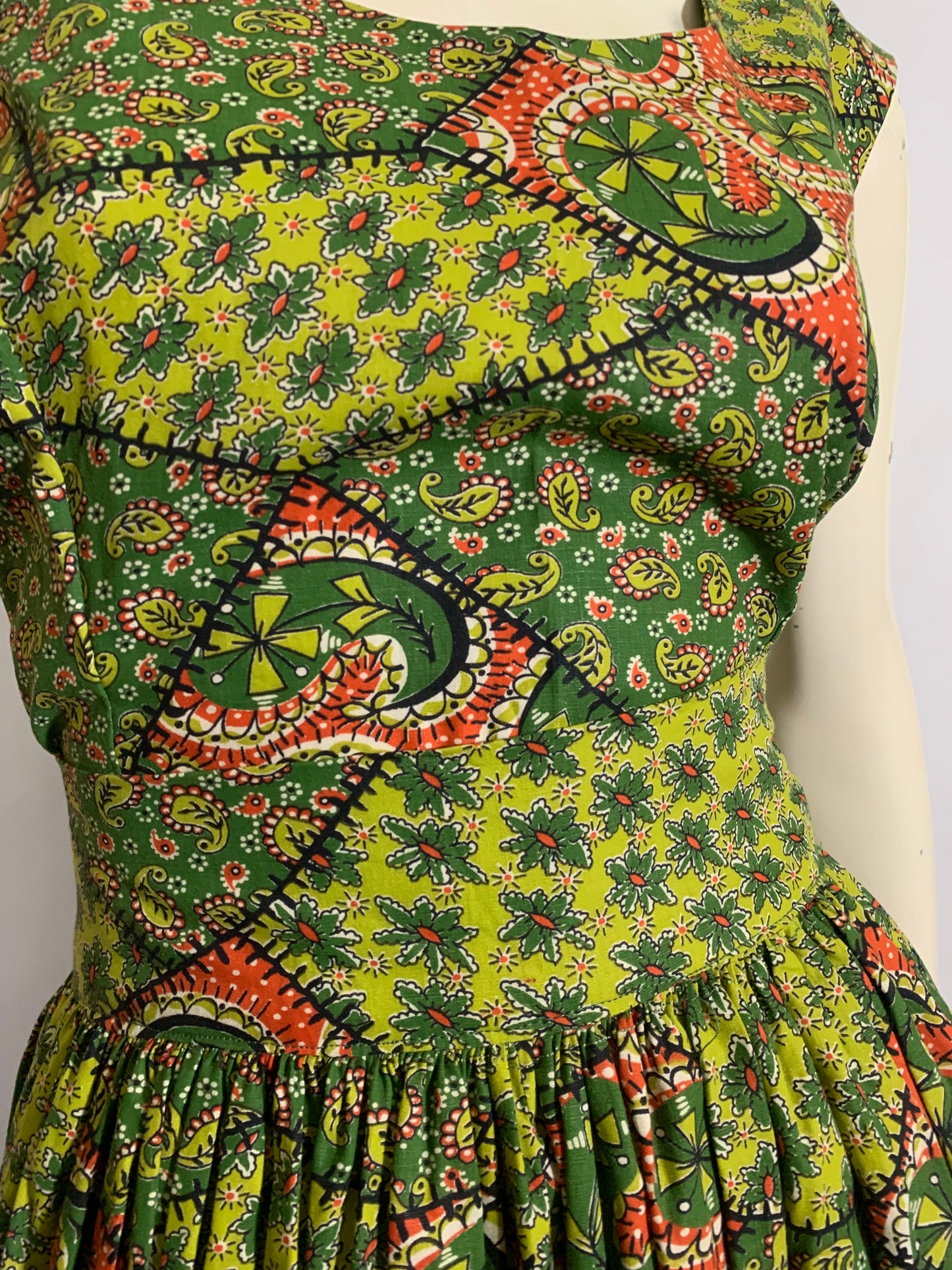 Green and Red Paisley and Patchwork Print Cotton Full Skirt 2 Pc Dress Set circa 1950s