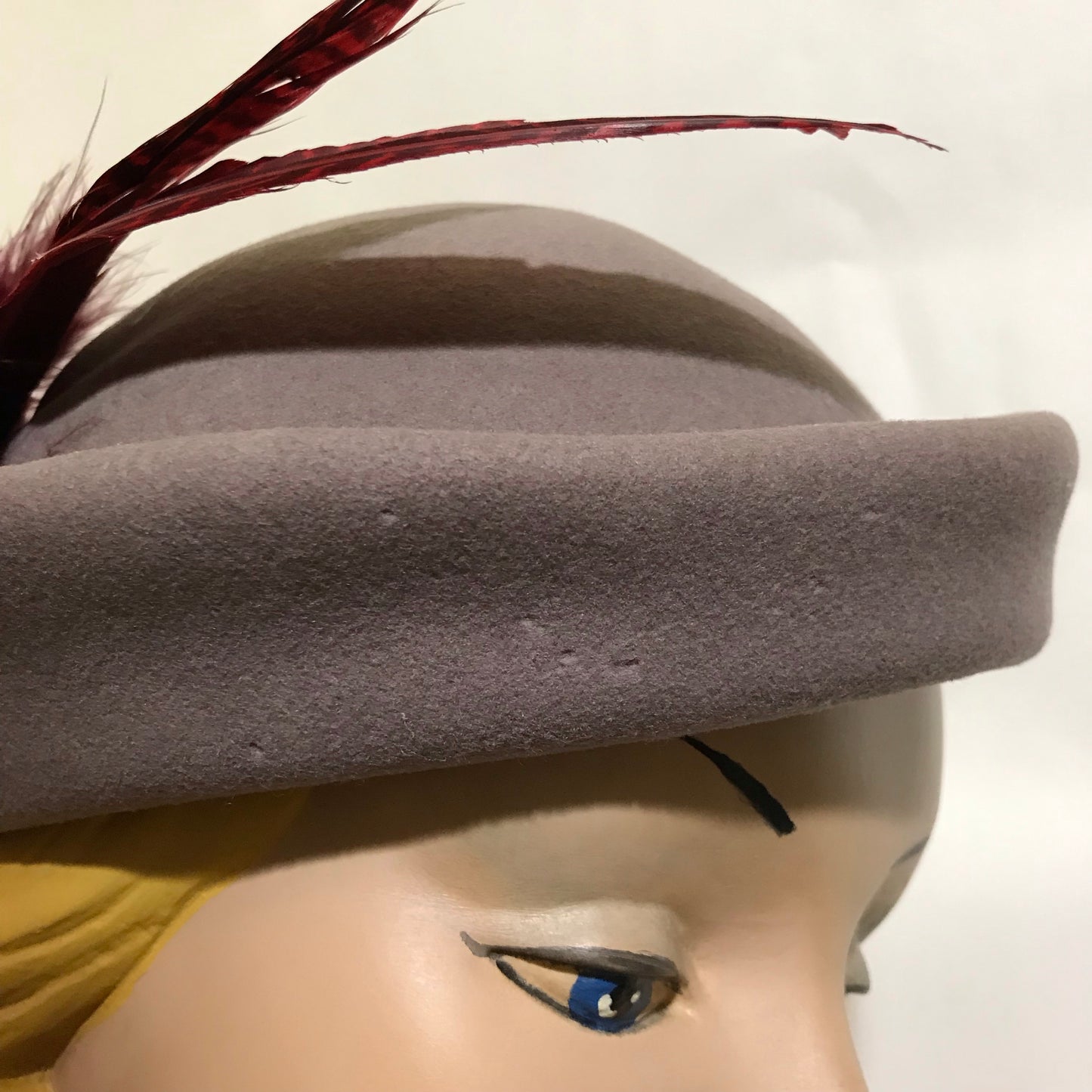 Felted Wool Grey Hat with Vivid Wine Colored Feathers circa 1940s